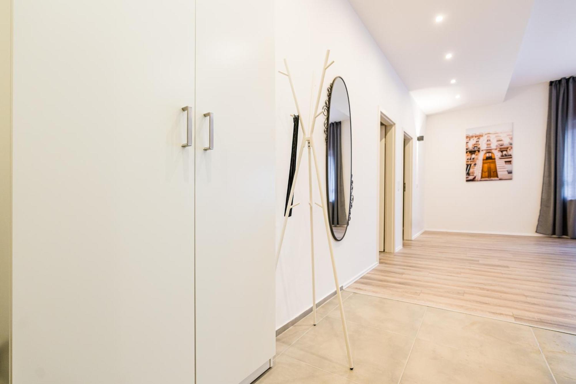 Comodo Apartments Solingen Oda fotoğraf